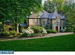 423 Fishers Rd, Bryn Mawr, PA 19010