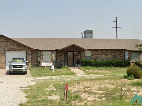 1112 E Derrick Rd, Carlsbad, NM 88220
