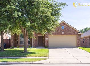 2340 Aurora Dr, Little Elm, TX 75068