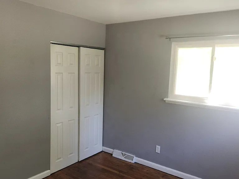 10501 Baron Dr — Photo 16