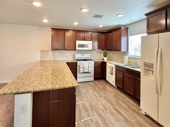 611 Fallon Station Rd, Reno, NV 89506