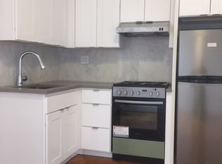 427 16th St #3M, Brooklyn, NY 11215