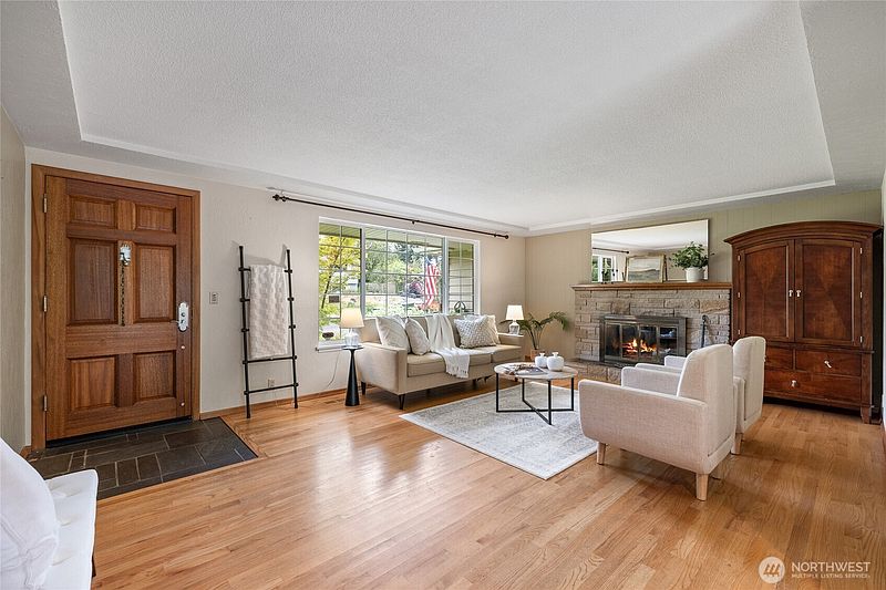 4th image of 7215 25th Street W