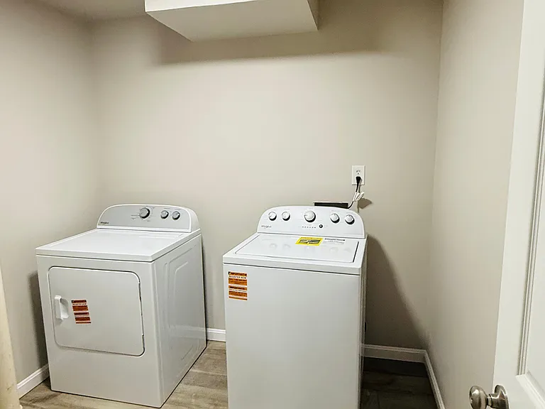 14 Robyn Dr — Photo 3