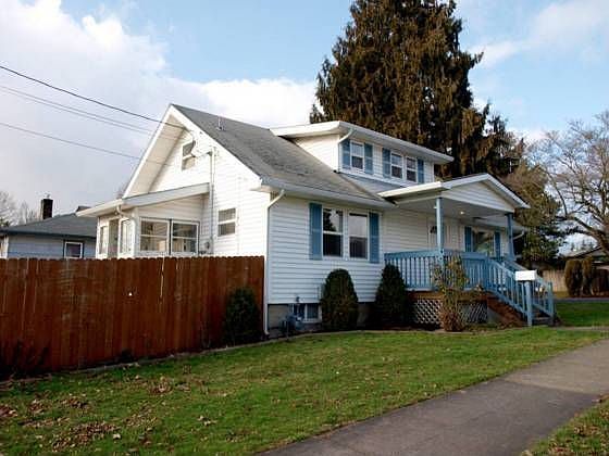 1st image of 2512 Columbia St
