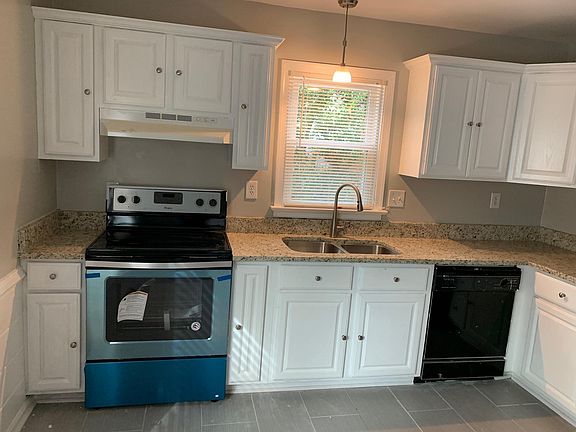 5th image of 10109 Bayham Dr