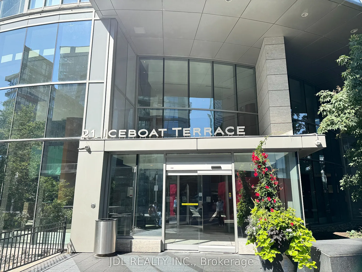 2 bed, $2,900 — Photo 1