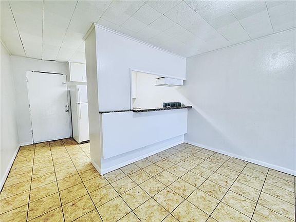 5th image of 1120 Valley View Dr APT B7
