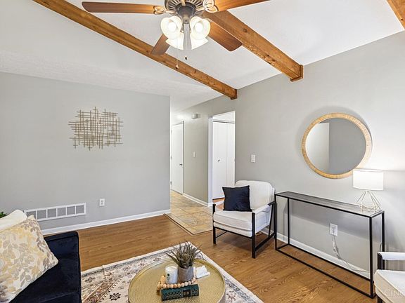 3rd image of 7195 Honeywood Ct