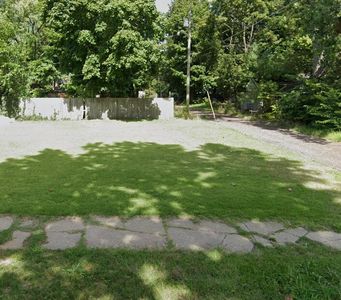 361 E May St, Benton Harbor, MI, 49022