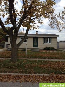 1427 Colfax Ave, Grand Haven, MI, 49417