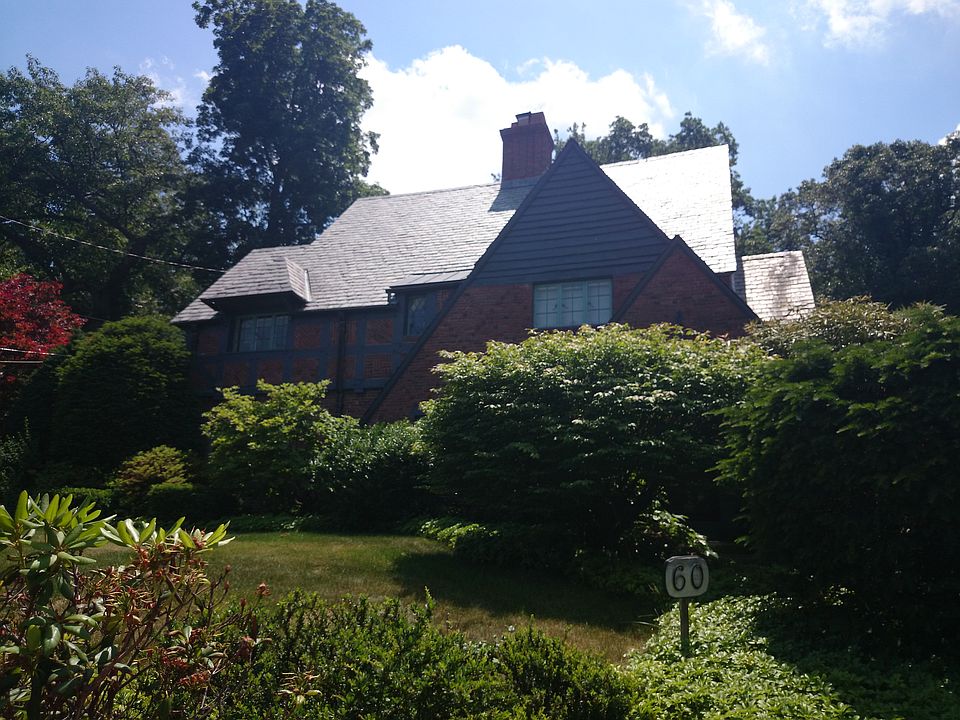 2nd image of 60 Beacon St