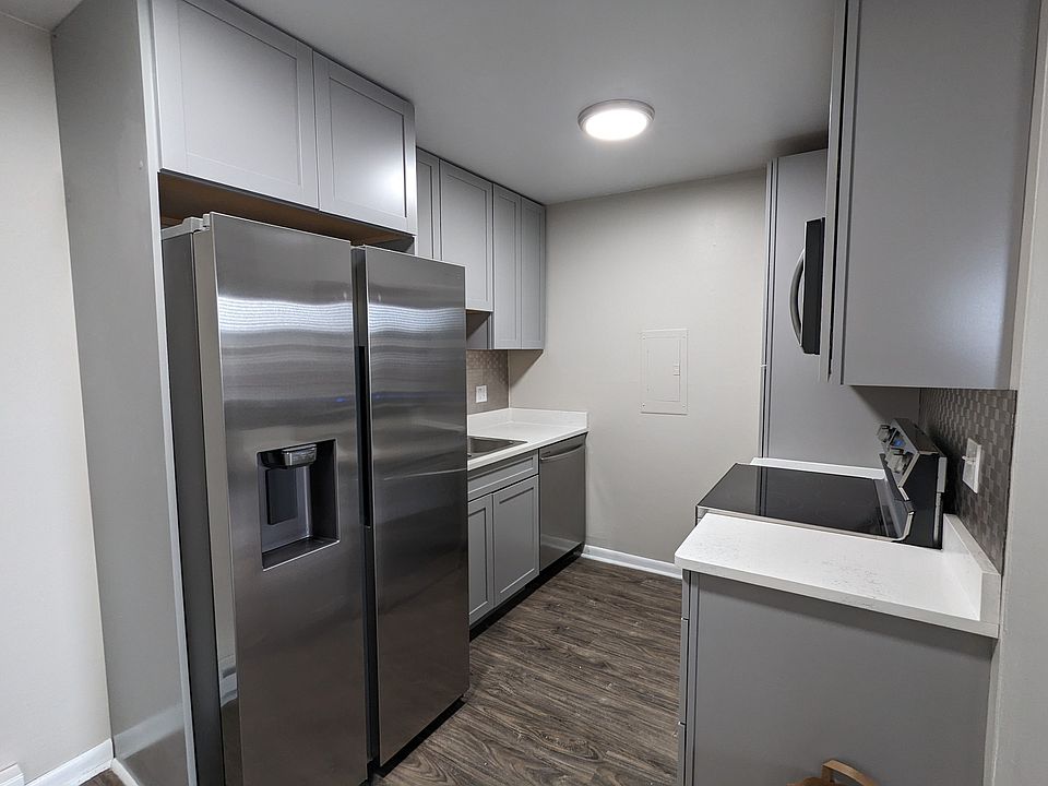 1st image of 2850 Middle Tennessee Blvd APT D13