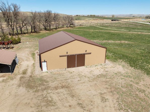 8498 Cemetery Rd, Lingle, WY 82223