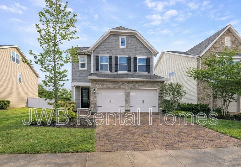 95 Silver Creek Pl — Photo 1