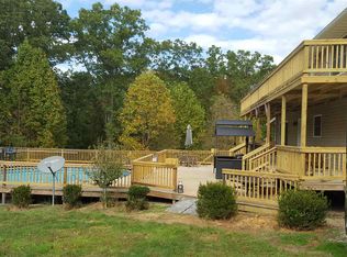 9150 S Chapel Hill Rd, Heltonville, IN 47436