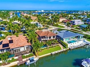 1835 Snook Dr, Naples, FL 34102