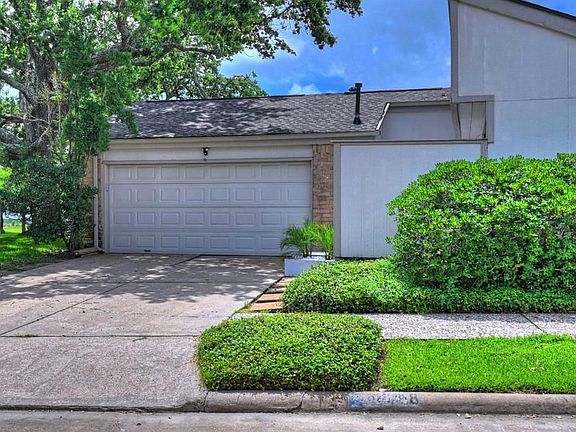 2nd image of 16718 Galewood Way