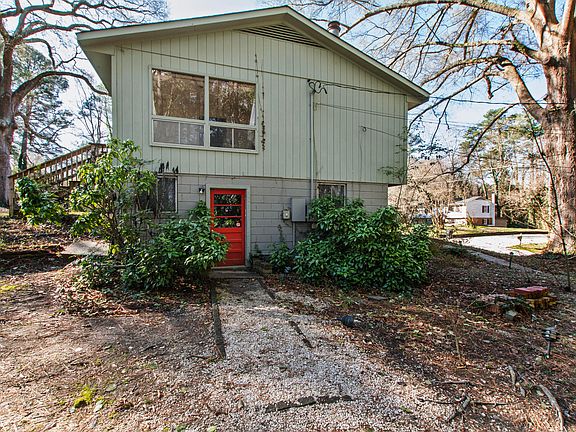 5th image of 4332 Woodlawn Dr