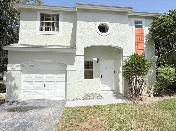 9832 NW 9th Ct, Fort Lauderdale, FL