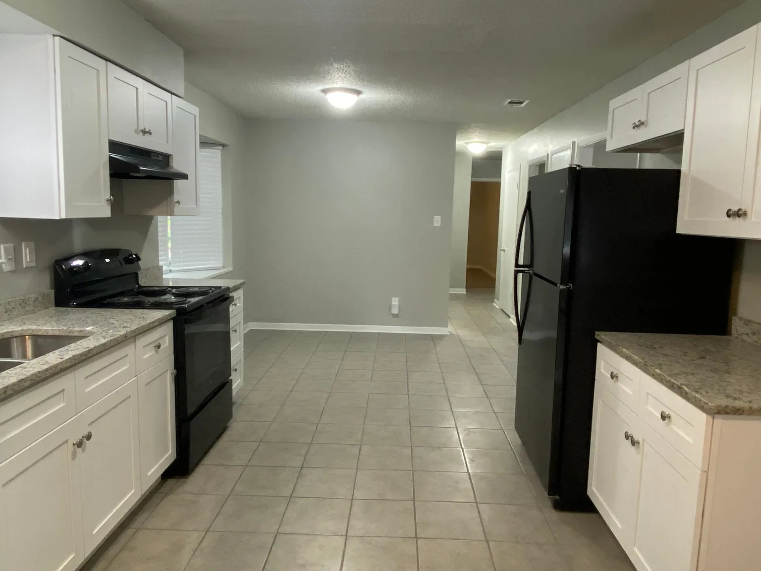 3 bed, 1552 sqft, $1,600 — Photo 4