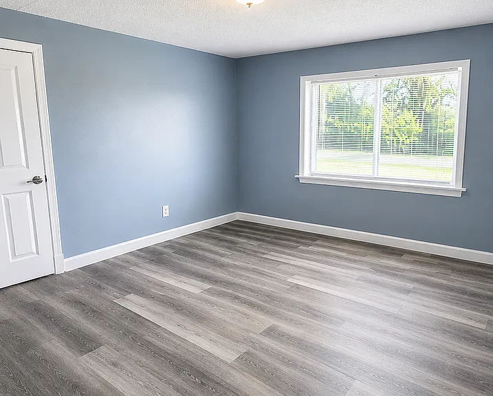 8109 Cler Ave — Photo 5