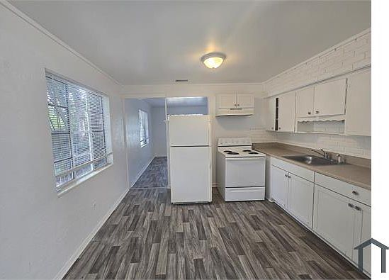 4th image of 1719 43rd St S