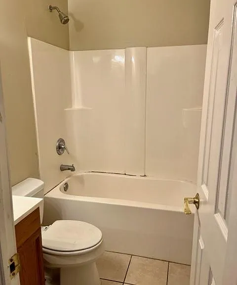 1100 Oneil Blvd #14 — Photo 5