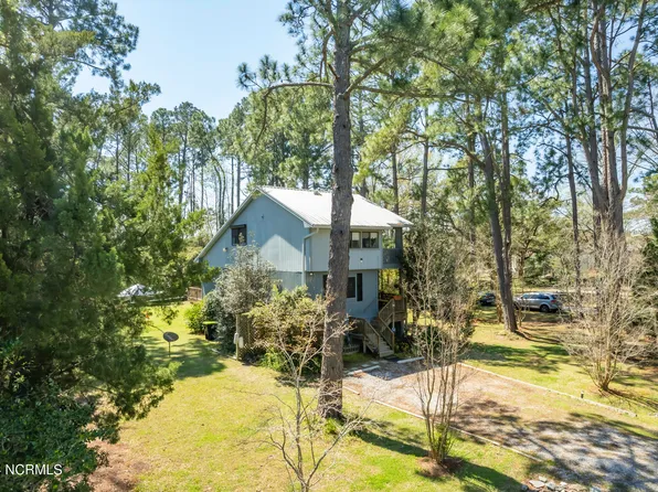 107 Blackwell Point Loop Road, Oriental, NC 28571