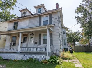 728 W Broad St, Quakertown, PA 18951