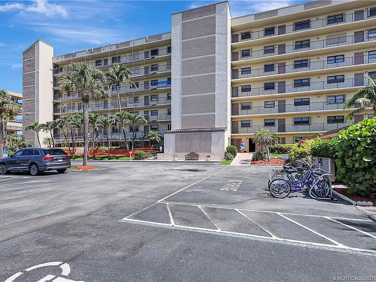 10310 S Ocean Dr #PENTHOUSE — Photo 46