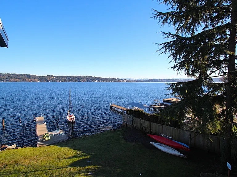 Beach Club Cottages — Photo 21