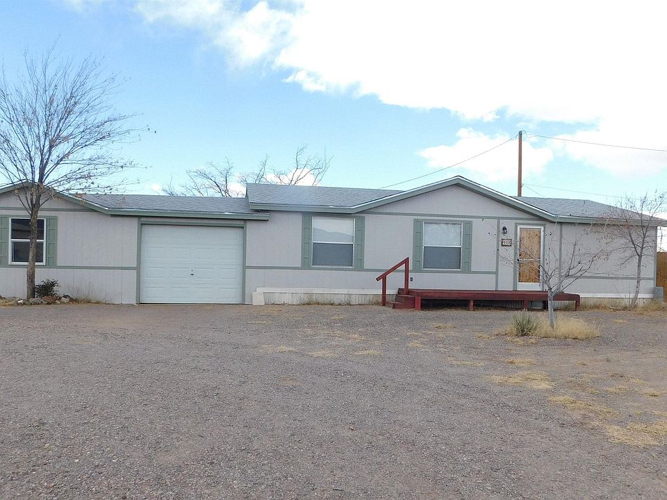 1st image of 408 Lucky St
