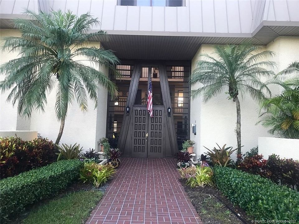1st image of 1800 SE Saint Lucie Blvd APT 8-301