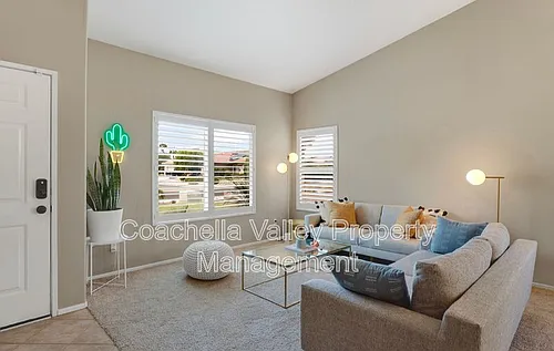 2162 Shannon Way Photo 1