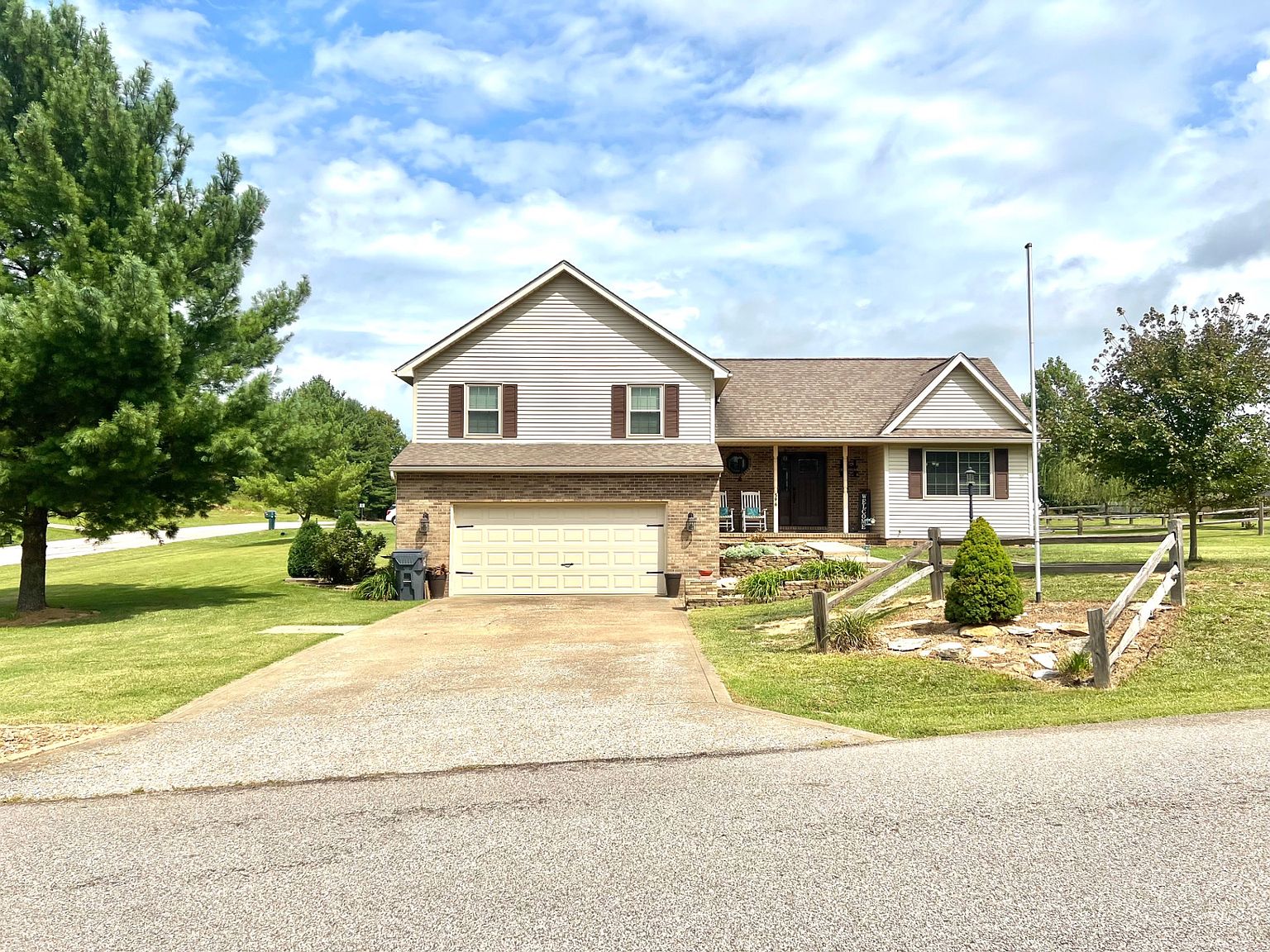 596 W Donder Ln, Santa Claus, IN 47579 Zillow