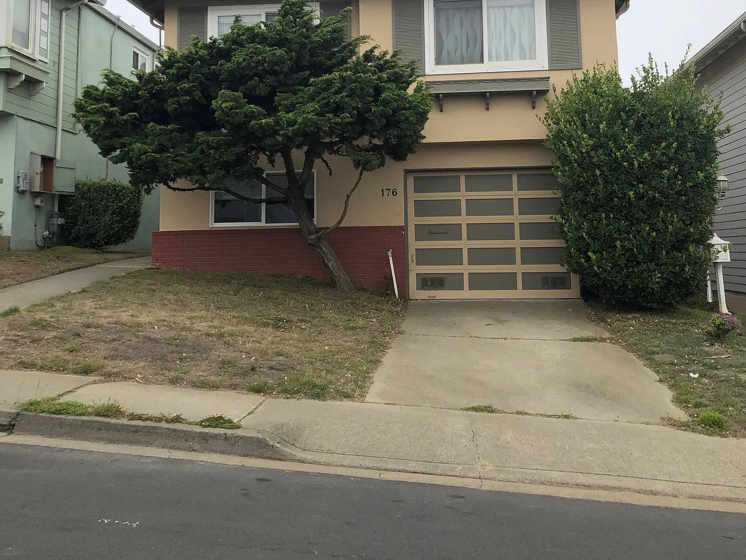 5 bed, 2140 sqft, $7,200 — Photo 3