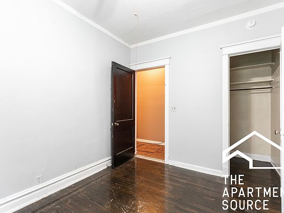 4th image of 6555 N Lakewood Ave #1