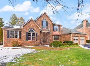 9714 Middleton Ridge Rd, Vienna, VA 22182