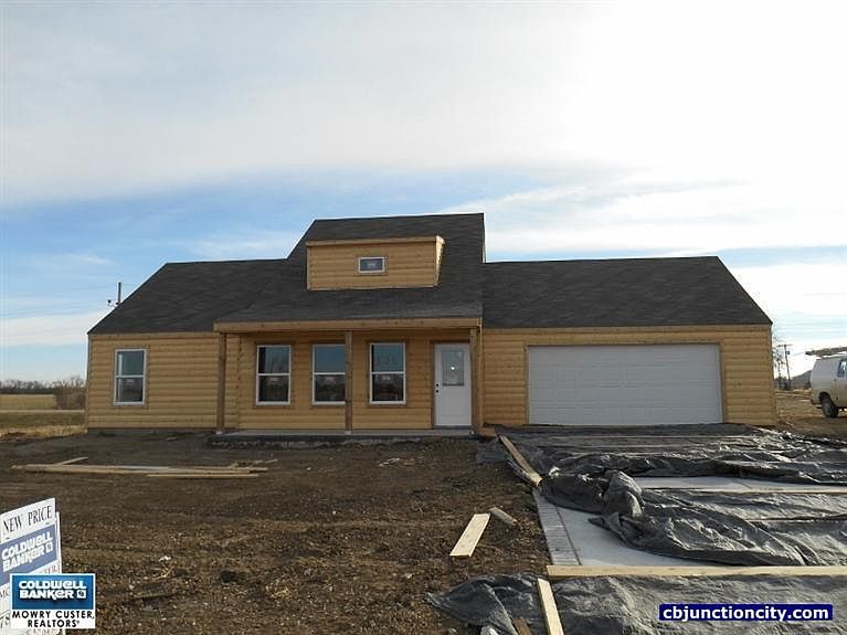 1st image of 306 12th St
