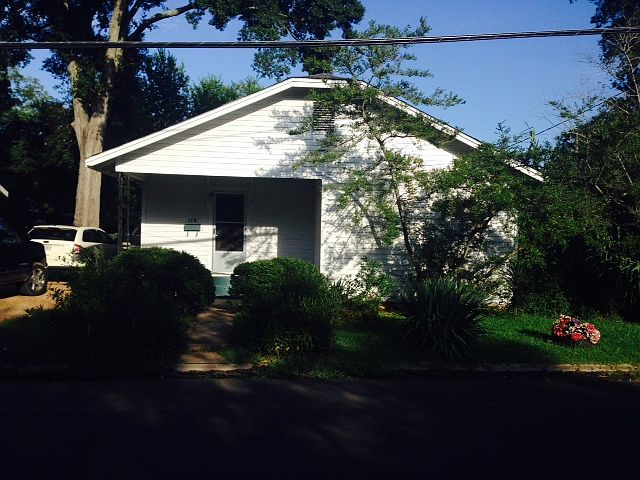 1st image of 115 S Soileau St