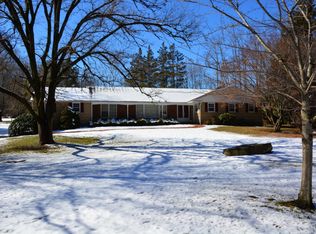 70 Hastings Dr, Northport, NY