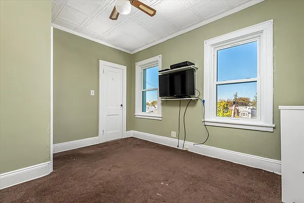 Sold by Sold By Bart Real Estate Partners inc | media 21