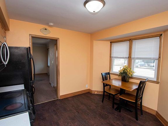 4th image of 1109 Aurora Ave