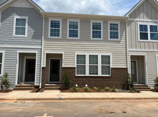 558 Amalfi Dr, Davidson, NC 28036