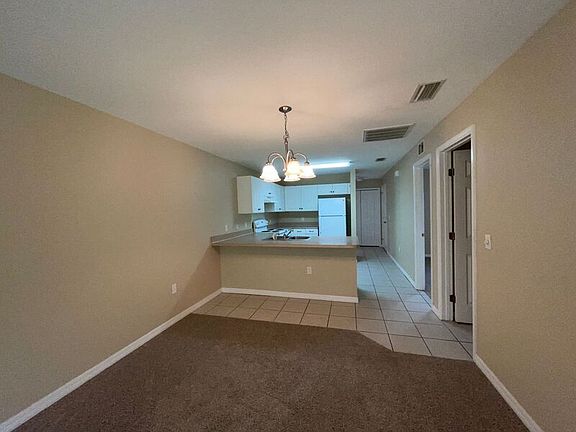 5th image of 1005 Fox Lake Dr