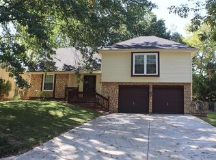 1313 SW 22nd St, Blue Springs, MO 64015