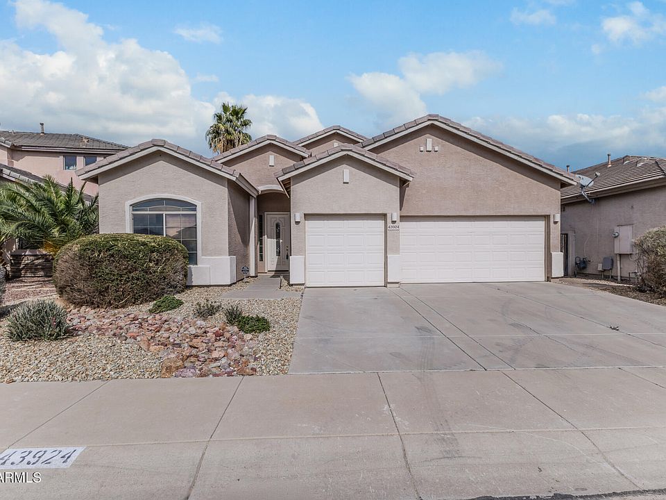 1st image of 43924 W MCCLELLAND Drive