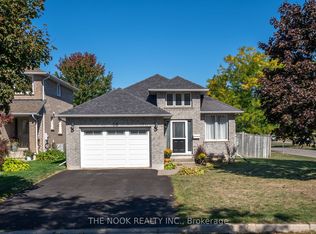 58 Stagemaster Cres, Clarington, ON L1E2Y7