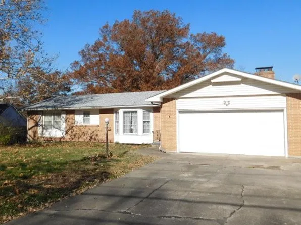 817 E Gay St, Warrensburg, MO 64093